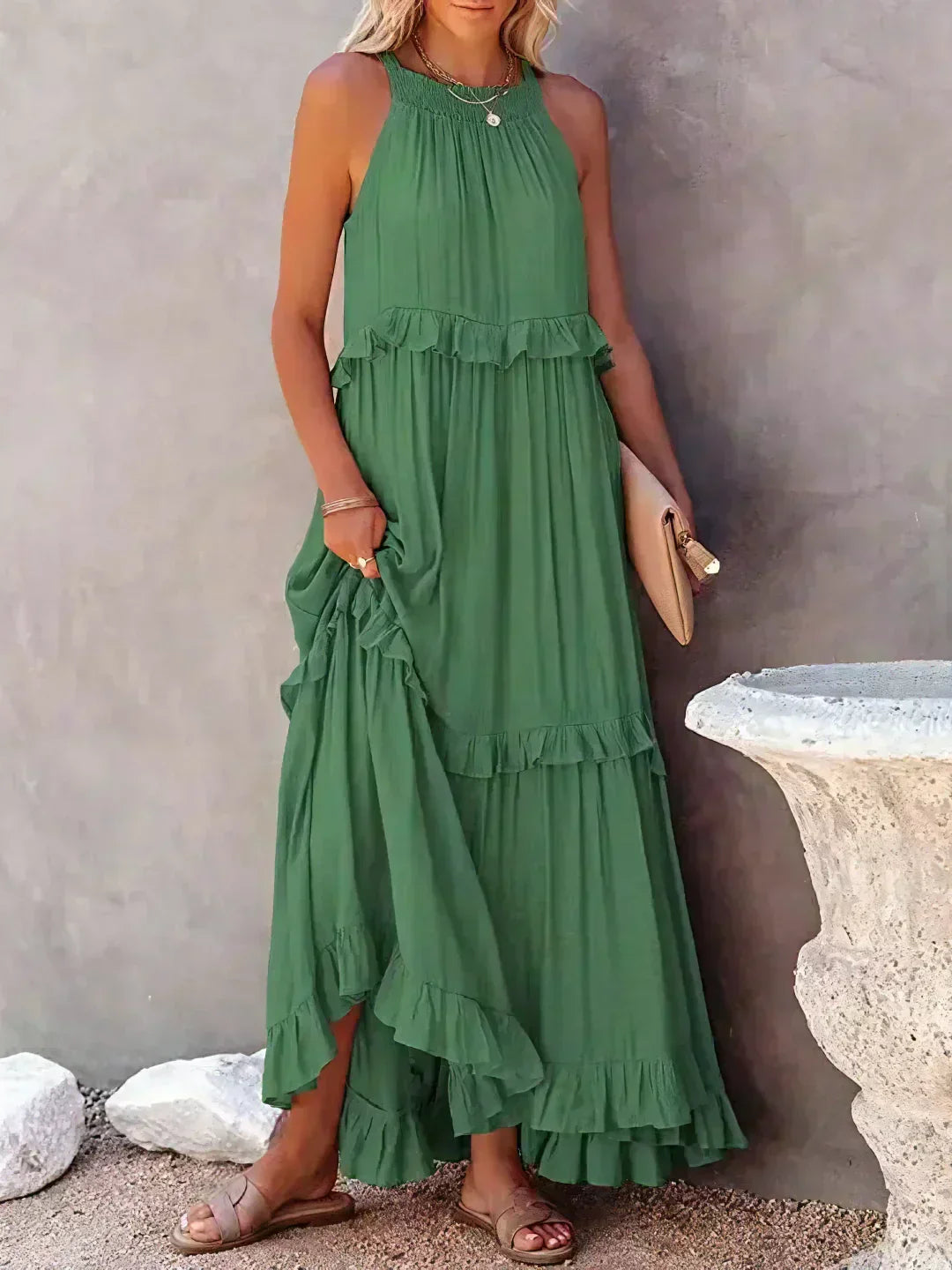 Emilia™ - Elegant Maxi Dress con Scollo a Halter e Dettagli a Volant per uno Stile Unico