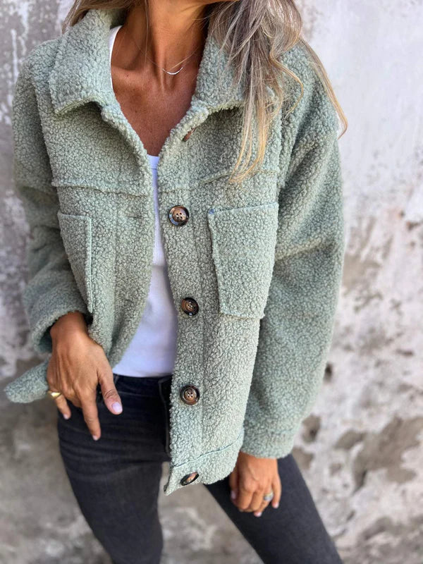 Claudia – Giacca Leggera in Bouclé con Rever neckline