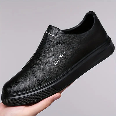 Eleganti Scarpe Slip-On in Pelle per un Look Raffinato