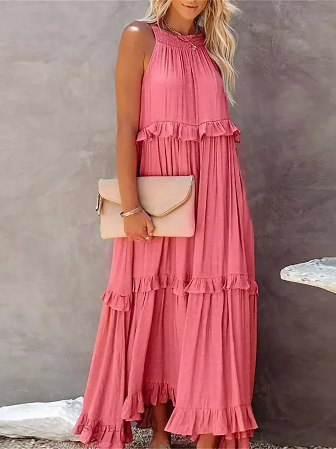 Emilia™ - Elegant Maxi Dress con Scollo a Halter e Dettagli a Volant per uno Stile Unico