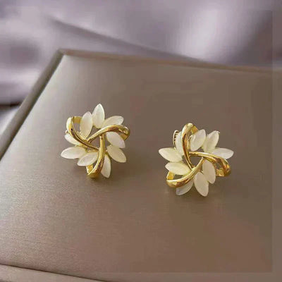 Orecchini Eleganti a Dado in Oro e Argento