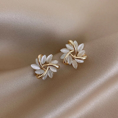 Orecchini Eleganti a Dado in Oro e Argento
