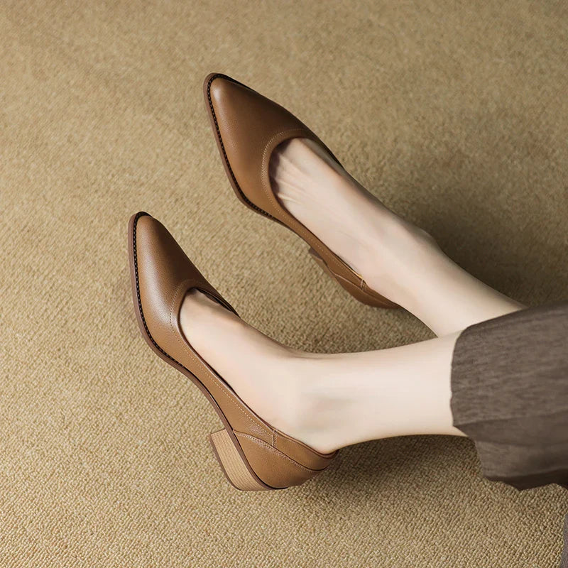 Scarpe NOVALISSE | Eleganti Sussurri di Luce per un Look Unico