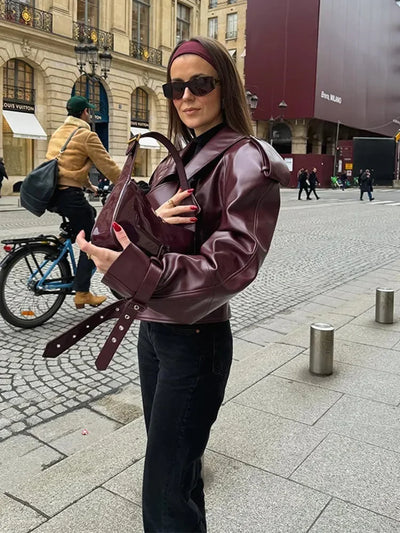 Léa™ | Elegant and Sophisticated Jacket for an Unparalleled Style