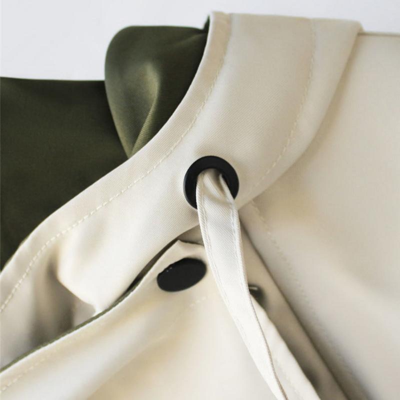 Cappotto alla moda con motivo rose